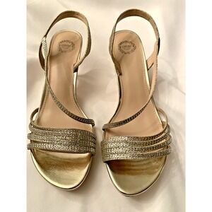 I.MILLER WOMENS. BEAUTIFUL SHOES  COLOR  SIZE GOLD 11 M BRAND NEW